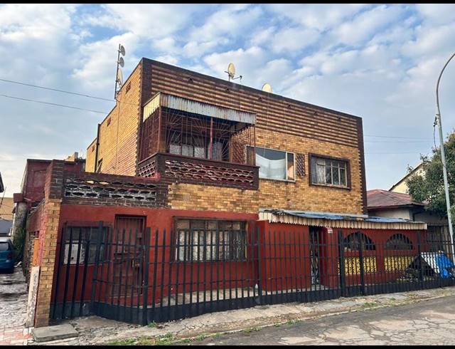 7 BEDROOM APARTMENT FOR SALE IN ACTONVILLE